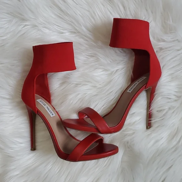 Steve Madden 👠 - Picture 1 of 9